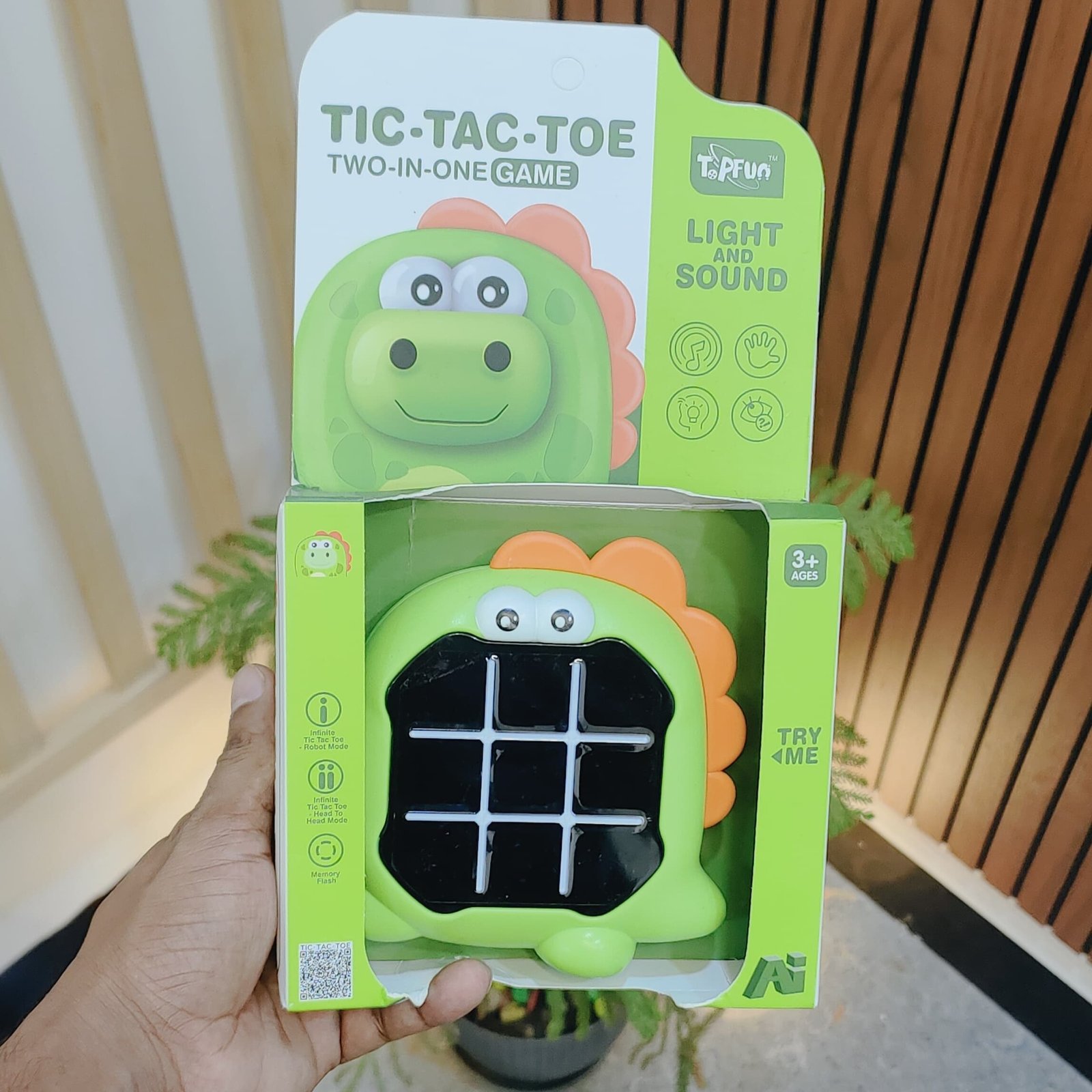 Tic Tac Toe Portable Digital Game Console - Product Image 3